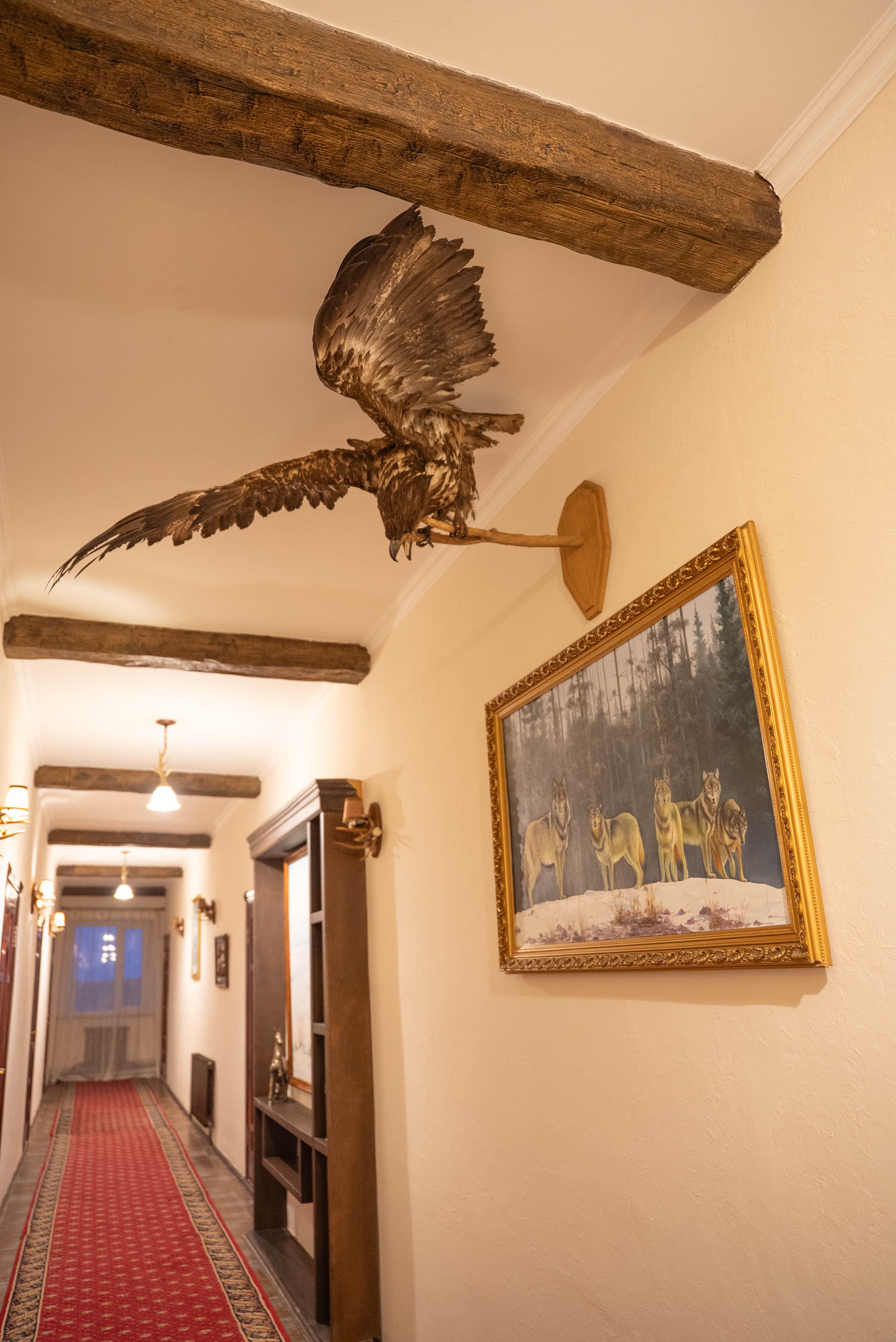 Декор с орлом